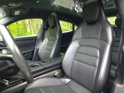 Used 2020 Porsche Taycan 4S w/ Premium Package AWD/4WD image 13