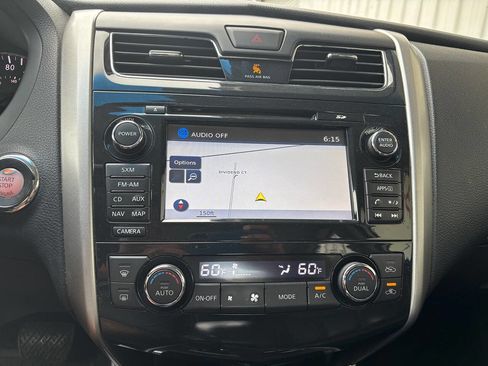 Used 2014 Nissan Altima 2.5 SL w/ Technology Package FWD image 23