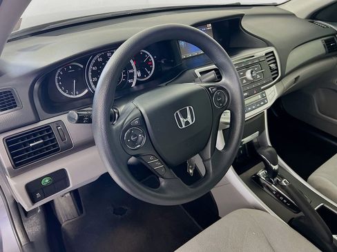 Used 2013 Honda Accord LX image 9