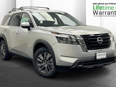 Certified 2025 Nissan Pathfinder SV