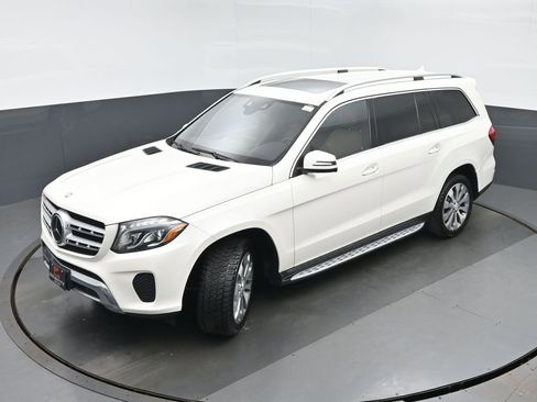 Used 2017 Mercedes-Benz GLS 450 4MATIC image 35