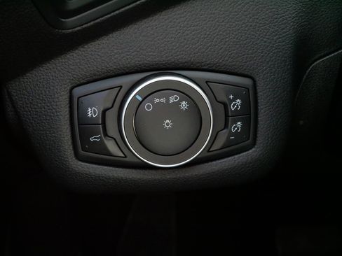 Used 2018 Ford Escape SE w/ SE Sport Appearance Package image 27