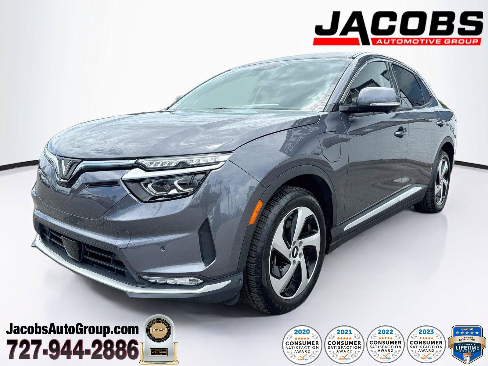 Used 2025 VinFast VF 8 Eco AWD/4WD image 1