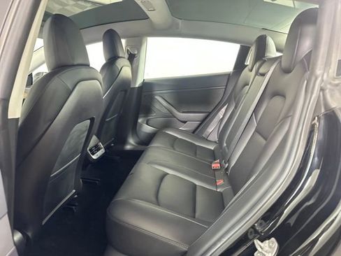Used 2019 Tesla Model 3 Long Range image 21