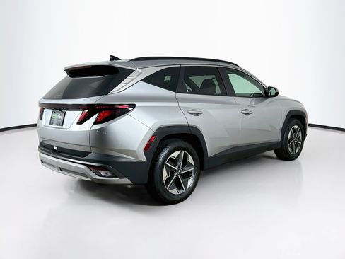 Used 2025 Hyundai Tucson SEL FWD image 9