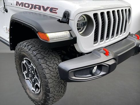 Used 2021 Jeep Gladiator Mojave w/ Uconnect 4C Nav & Sound Group AWD/4WD image 31