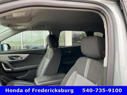 Used 2025 Chevrolet Blazer LT image 33