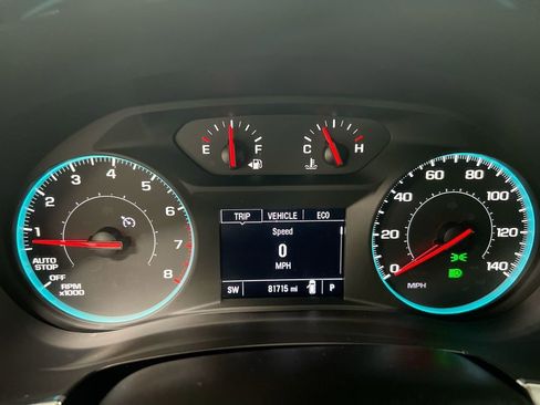 Used 2022 Chevrolet Traverse LT AWD/4WD image 12