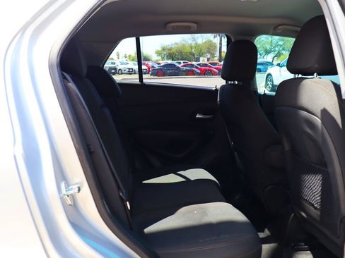 Used 2020 Chevrolet Trax LS w/ Tint and Cruise Package FWD image 27