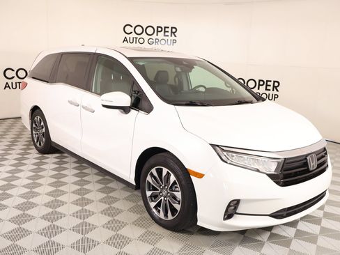Used 2024 Honda Odyssey EX-L image 1