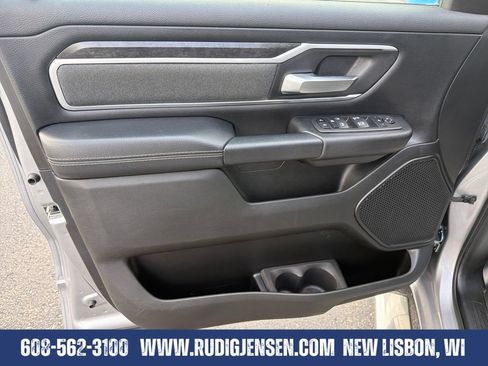 Used 2022 RAM 1500 Big Horn AWD/4WD image 10
