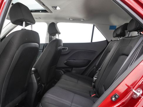 Certified 2024 Hyundai Venue SEL FWD image 13