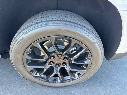 Certified 2023 GMC Yukon Denali w/ Denali Reserve Package RWD image 16