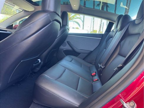 Used 2025 Tesla Model 3 Long Range RWD image 19