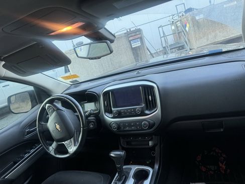 Used 2018 Chevrolet Colorado LT w/ Redline Special Edition image 10