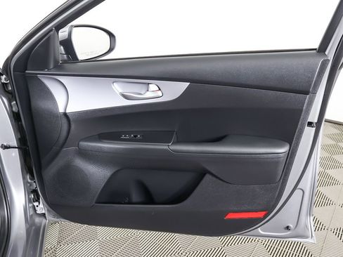 Used 2024 Kia Forte LXS FWD image 21