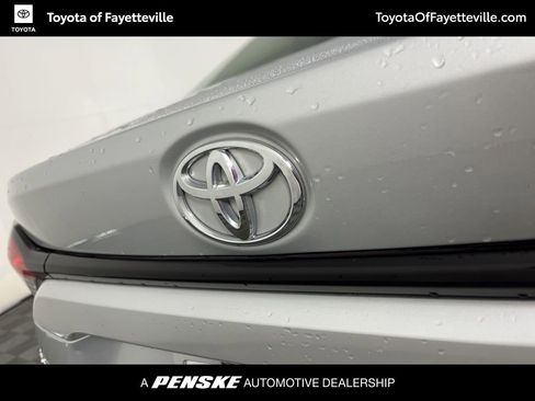 Used 2022 Toyota Corolla LE image 9