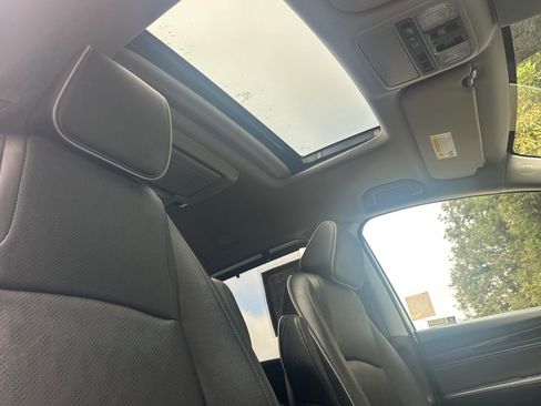 Used 2022 Honda Odyssey Elite image 14