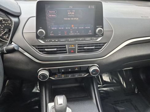 Used 2020 Nissan Altima 2.5 S FWD image 26