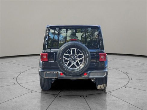 Certified 2024 Jeep Wrangler Sahara image 11