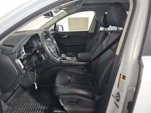 Used 2023 Audi Q7 2.0T Premium Plus w/ Premium Plus Package AWD/4WD image 4