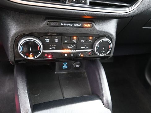 Certified 2022 Ford Escape SE w/ Convenience Package image 19