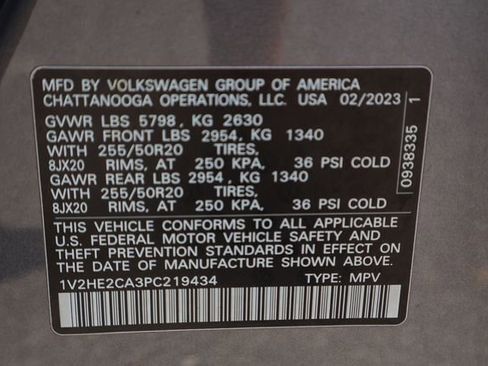 Certified 2023 Volkswagen Atlas Cross Sport SE w/ Black Wheel Package image 28