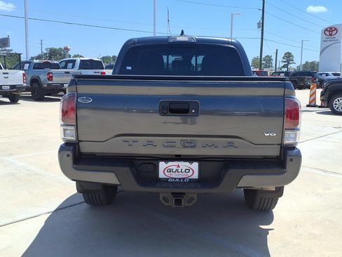 Certified 2022 Toyota Tacoma Limited RWD image 7