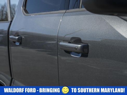 Used 2025 Ford F250 Lariat w/ Lariat Ultimate Package image 17