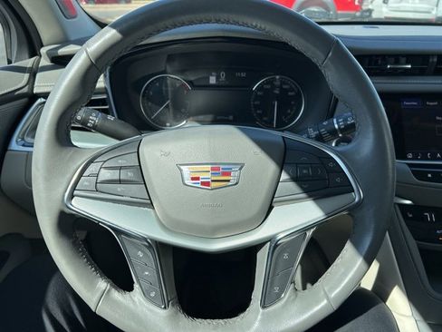 Certified 2023 Cadillac XT5 Premium Luxury image 11