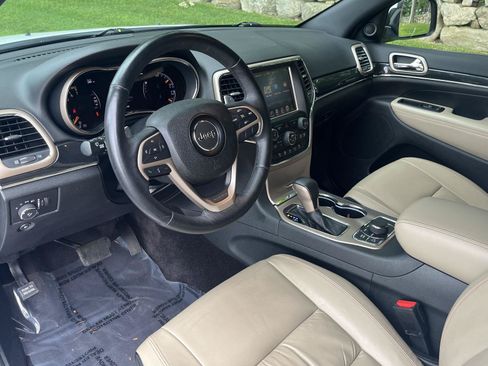 Used 2016 Jeep Grand Cherokee Limited 75th Anniversary AWD/4WD image 5