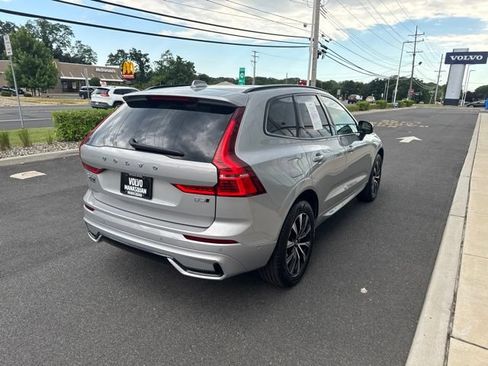Used 2025 Volvo XC60 B5 Plus AWD/4WD image 5