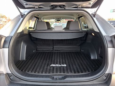 Certified 2021 Toyota RAV4 XLE image 27