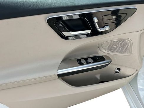 Certified 2022 Mercedes-Benz C 300 4MATIC Sedan image 14