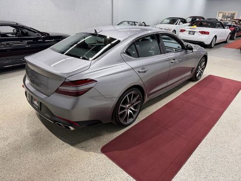 Used 2023 Genesis G70 2.0T image 10