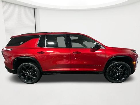 Used 2024 Chevrolet Traverse RS AWD/4WD image 4