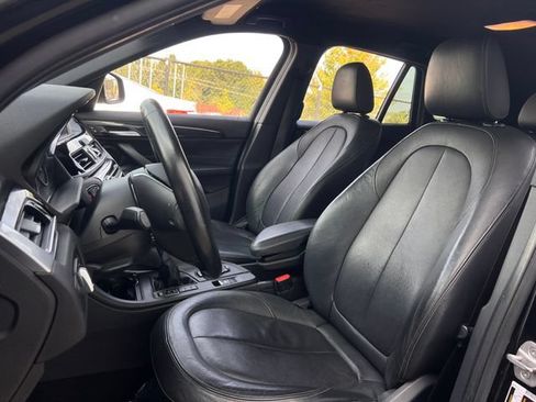 Used 2018 BMW X1 xDrive28i AWD/4WD image 12