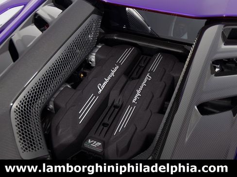 Used 2024 Lamborghini Revuelto Base image 47