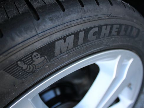 Used 2013 Mercedes-Benz E 350 4MATIC Sedan image 8