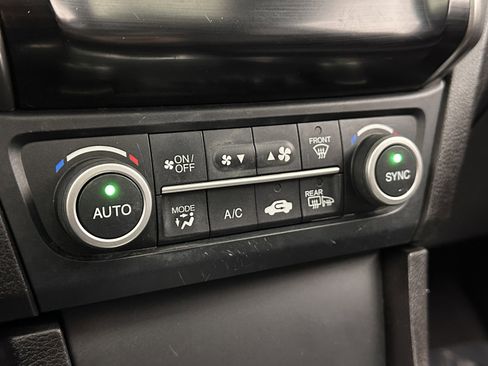 Used 2018 Acura ILX image 17