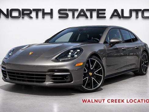 Used 2018 Porsche Panamera 4 image 1