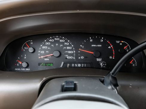 Used 2002 Ford Excursion Limited image 16