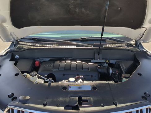 Used 2017 Buick Enclave Leather image 25