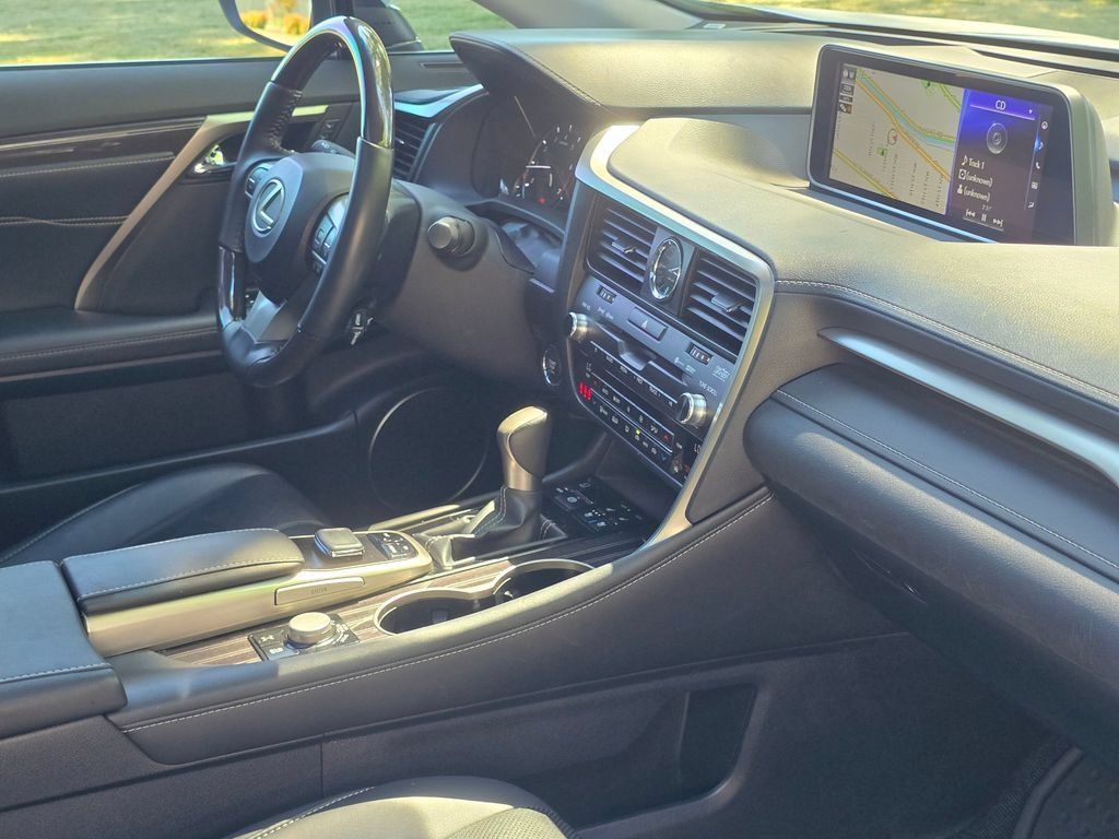 Used 2017 Lexus RX 350 AWD w/ Luxury Package image 18