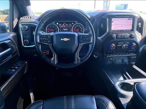 Used 2020 Chevrolet Silverado 2500 High Country AWD/4WD image 11