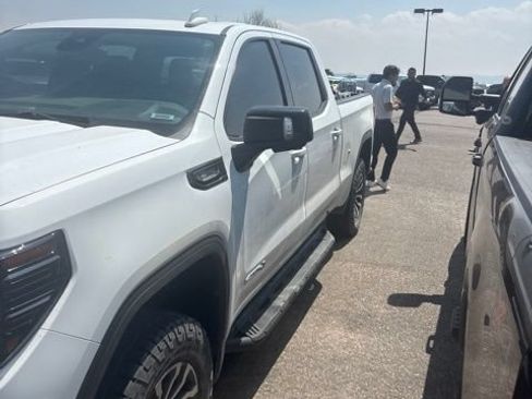 Certified 2023 GMC Sierra 1500 AT4 w/ AT4 Premium Package AWD/4WD image 7
