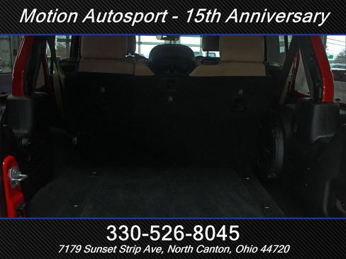 Used 2018 Jeep Wrangler Unlimited Sahara image 10