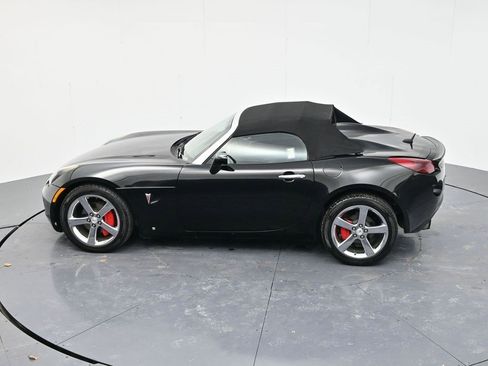 Used 2009 Pontiac Solstice GXP w/ Premium Package image 32