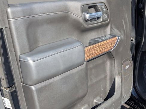 Used 2019 Chevrolet Silverado 1500 High Country AWD/4WD image 15