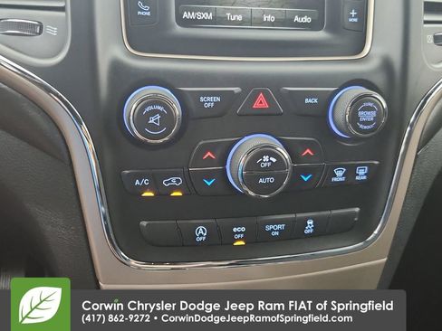 Used 2016 Jeep Grand Cherokee Laredo w/ Quick Order Package 23E AWD/4WD image 24